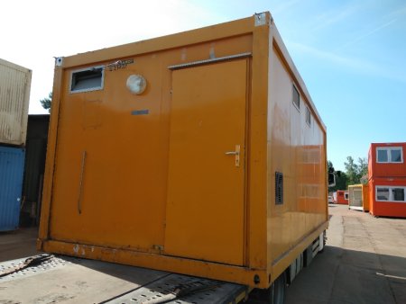 Gebrauchter Sanitärcontainer, Breite 3 Meter, Nr. 1332 Gebrauchter Sanitärcontainer, Breite 3 Meter, Nr. 1332